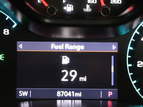 Used 2021 Chevrolet Colorado Z71 w/ Z71 Midnight Edition AWD/4WD image 21