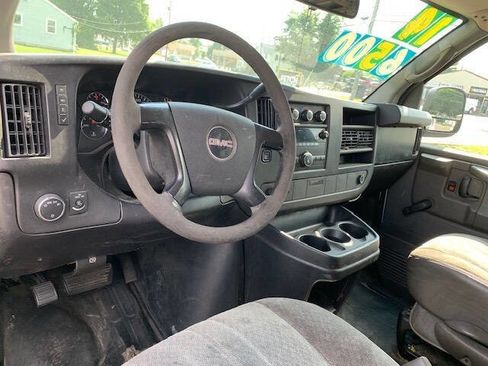 Used 2014 GMC Savana 1500 image 17