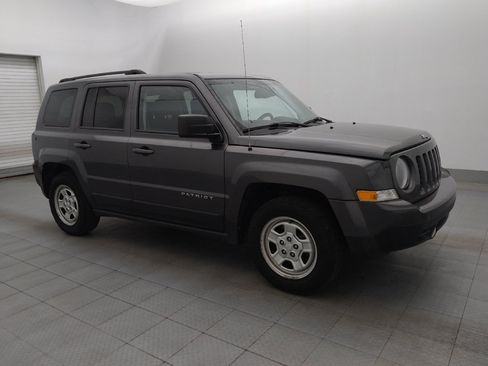 Used 2016 Jeep Patriot Sport w/ Power Value Group FWD image 11
