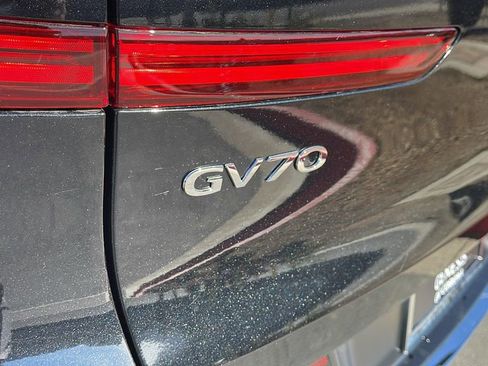 New 2025 Genesis GV70 2.5T w/ Select Package image 30
