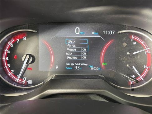 Used 2025 Toyota RAV4 XLE FWD image 26
