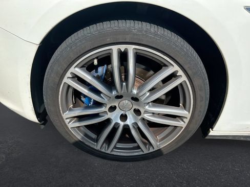 Used 2015 Maserati Ghibli RWD image 10