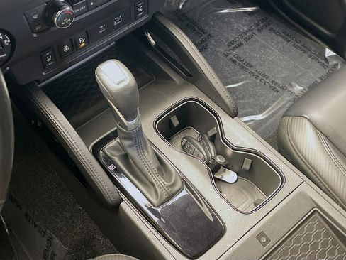 Used 2022 Nissan Frontier PRO-4X w/ Pro-4X Premium Package image 13