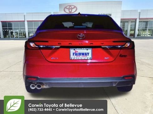 Used 2025 Toyota Camry SE FWD image 11
