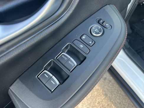 Certified 2024 Honda HR-V Sport image 12
