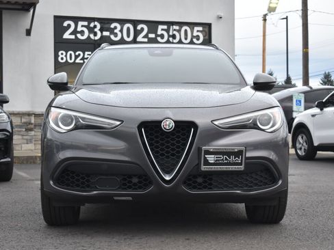 Used 2018 Alfa Romeo Stelvio Ti Sport image 4