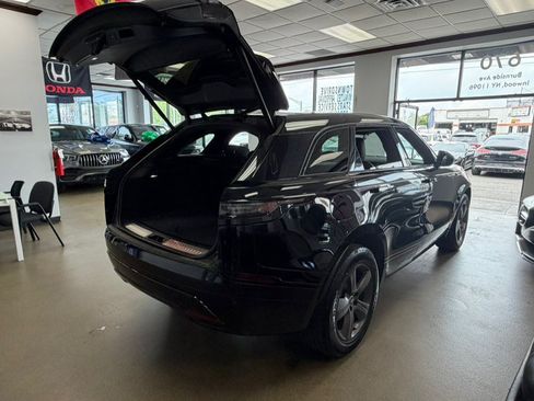 Used 2025 Land Rover Range Rover Velar Dynamic SE AWD/4WD image 16