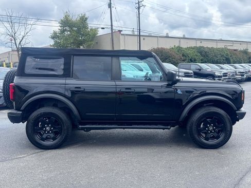 Used 2021 Ford Bronco Black Diamond AWD/4WD image 2