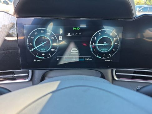 Used 2024 Hyundai Elantra SEL image 15