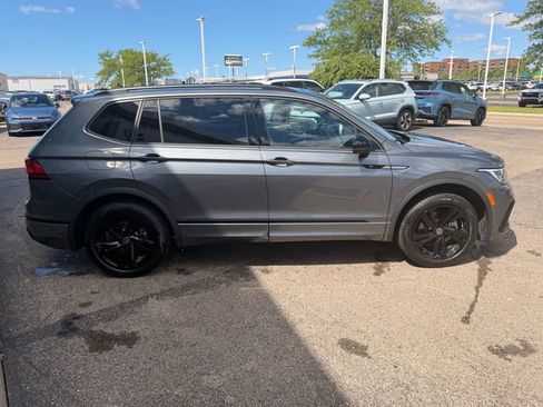 Certified 2024 Volkswagen Tiguan SE R-Line AWD/4WD image 6