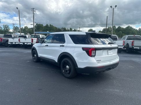 New 2025 Ford Explorer 4WD Police Interceptor image 7
