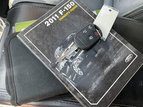 Used 2011 Ford F150 Platinum AWD/4WD image 29