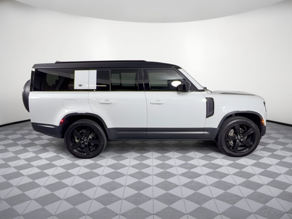 Used 2024 Land Rover Defender 130 S AWD/4WD image 8