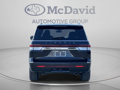 Certified 2023 Lincoln Navigator Reserve AWD/4WD image 6