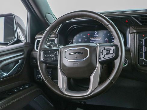 Used 2023 GMC Yukon Denali AWD/4WD image 13