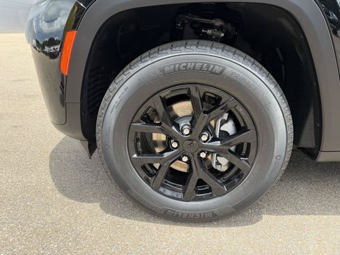 New 2026 Jeep Grand Cherokee Altitude RWD image 26