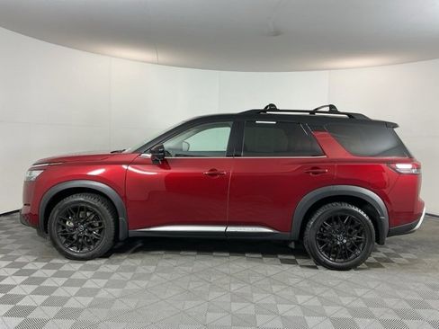 Used 2023 Nissan Pathfinder Platinum image 8