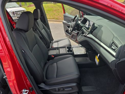 New 2026 Honda Odyssey Sport-L image 10