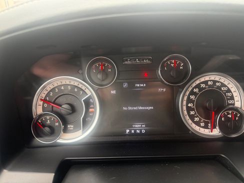 Used 2015 RAM 1500 Laramie w/ Convenience Group image 15