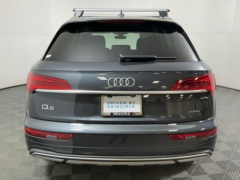 Used 2024 Audi Q5 2.0T Premium w/ Convenience Package image 7