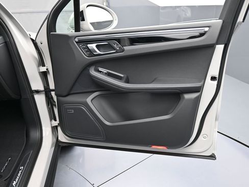 New 2026 Porsche Macan S AWD/4WD image 29