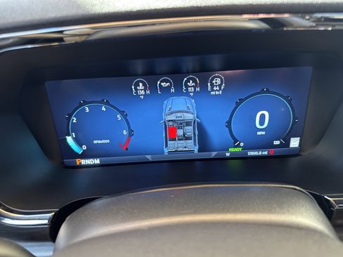 Used 2024 Ford F150 Lariat w/ FX4 Off-Road Package image 29