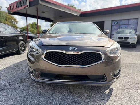 Used 2014 Kia Cadenza Premium w/ Technology Package FWD image 8