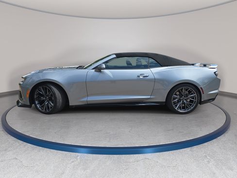 Used 2023 Chevrolet Camaro ZL1 RWD image 8