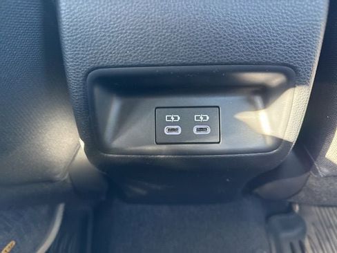 Used 2026 Toyota Corolla SE FWD image 15
