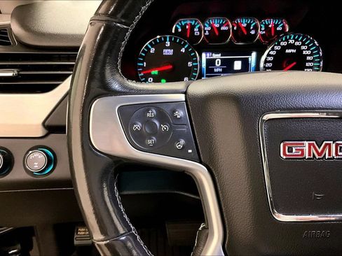 Used 2018 GMC Yukon SLT AWD/4WD image 11