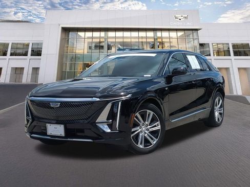Certified 2024 Cadillac Lyriq Tech AWD/4WD image 1