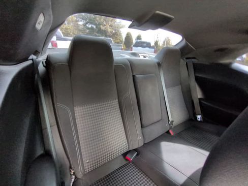 Used 2018 Dodge Challenger SXT RWD image 13
