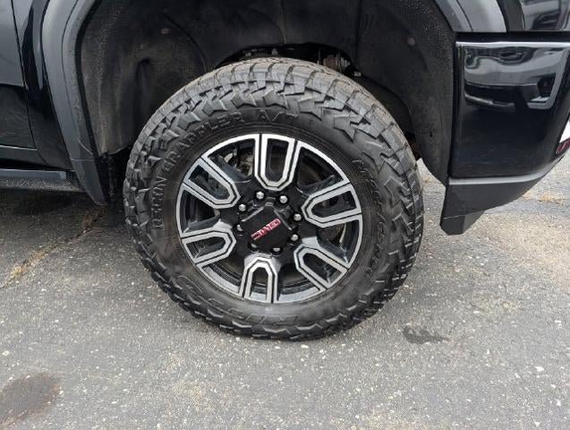 Used 2021 GMC Sierra 2500 AT4 w/ AT4 Premium Plus Package AWD/4WD image 14