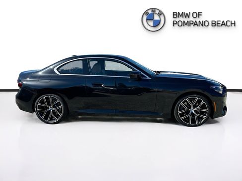Used 2023 BMW 230i Coupe w/ Convenience Package image 8