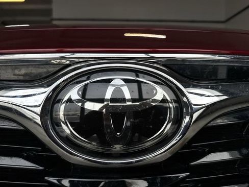 Used 2020 Toyota Highlander Limited image 32