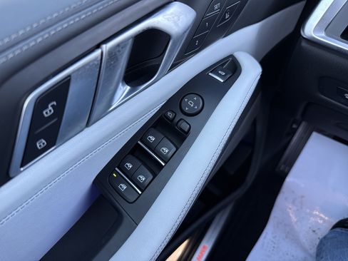 Used 2026 BMW X5 xDrive40i image 16