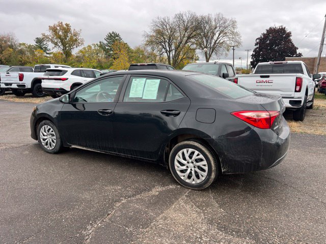 Used 2017 Toyota Corolla LE w/ Carpet Mat Package (TMS) FWD image 6