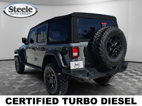 Used 2023 Jeep Wrangler Willys image 3
