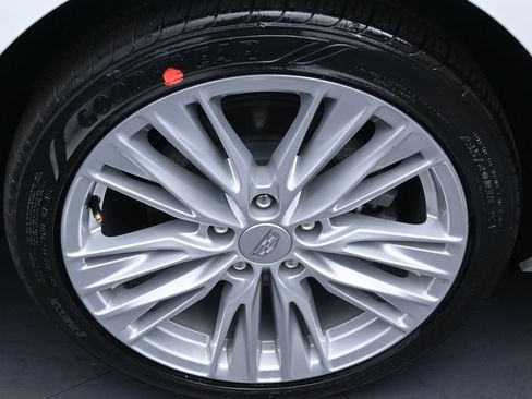 Used 2025 Cadillac CT4 Premium Luxury image 39