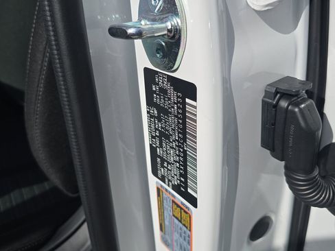 New 2026 Kia Sorento LX image 32