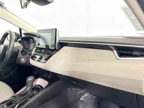Certified 2020 Toyota Corolla L image 48