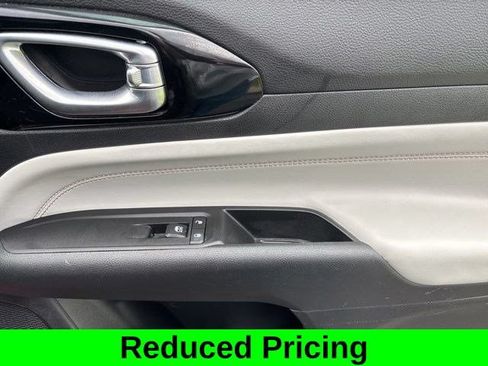 Used 2022 Jeep Compass Limited AWD/4WD image 38