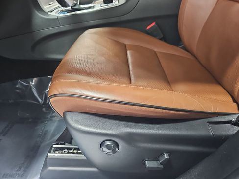 Used 2019 Jeep Grand Cherokee Summit w/ Platinum Series Group image 29