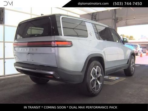 Used 2024 Rivian R1S Adventure AWD/4WD image 5