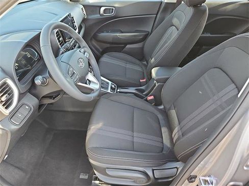 New 2026 Hyundai Venue SEL image 9