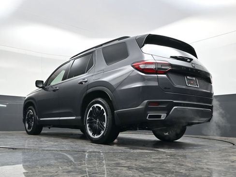 New 2026 Honda Pilot Touring image 32