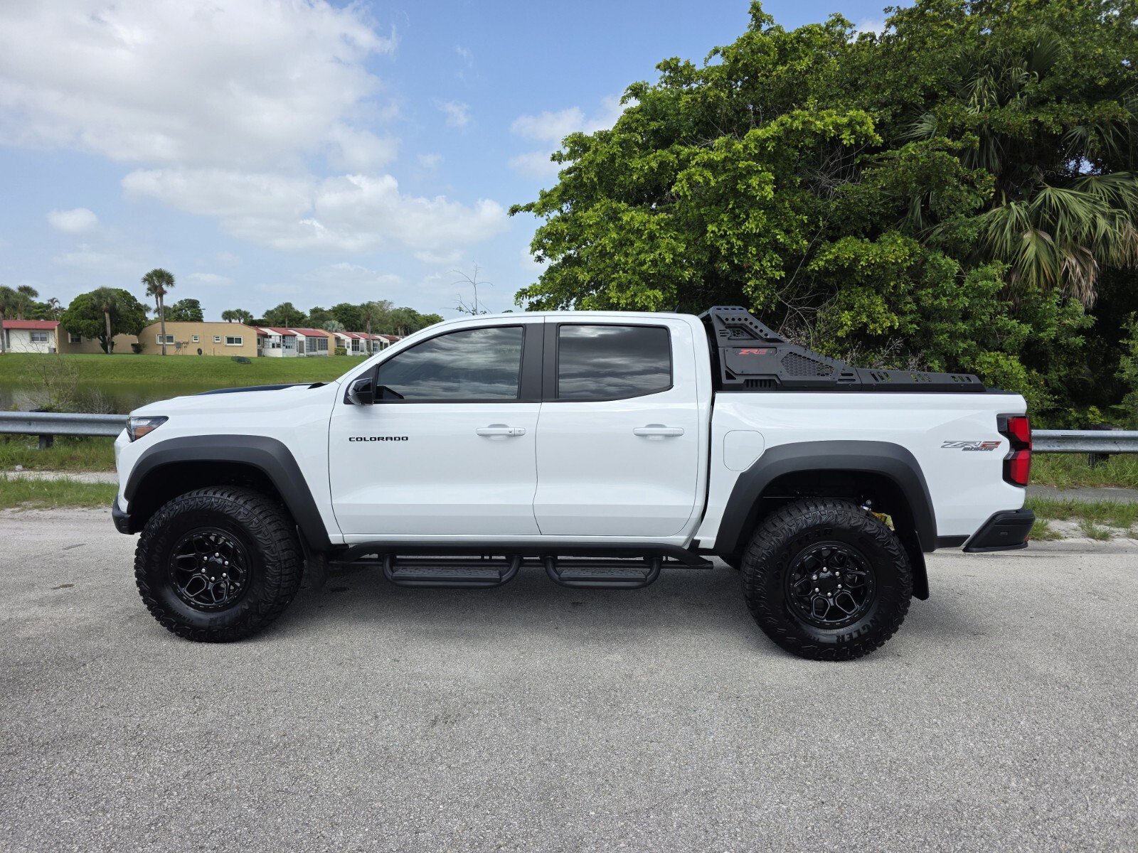 Used 2024 Chevrolet Colorado ZR2 w/ ZR2 Bison Edition AWD/4WD image 7