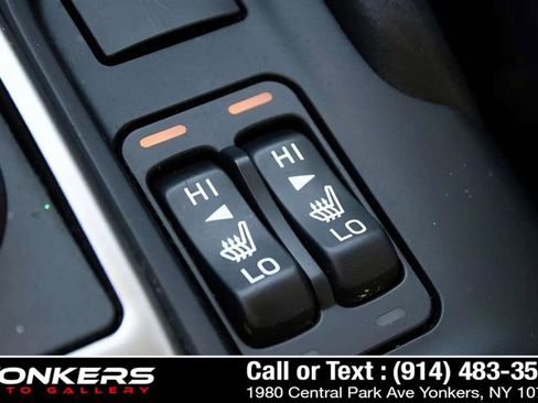 Used 2021 Subaru Forester Premium image 24