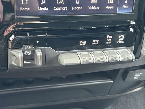 New 2025 RAM 2500 Tradesman image 17