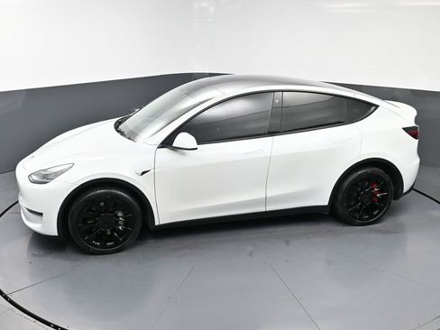 Used 2021 Tesla Model Y 2WD image 49